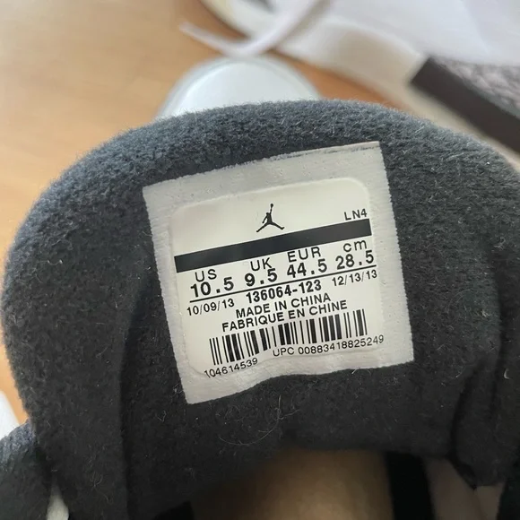 Nike Jordan 3 Retro Infrared 23 Sneaker - 10.5 - Picture 5 of 11